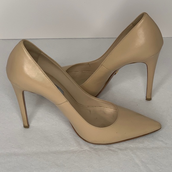 Prada Nappa leather pointed pumps heels size 9 - Picture 2 of 9